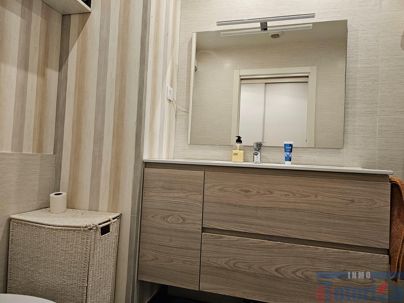 For sale of flat in Urduliz