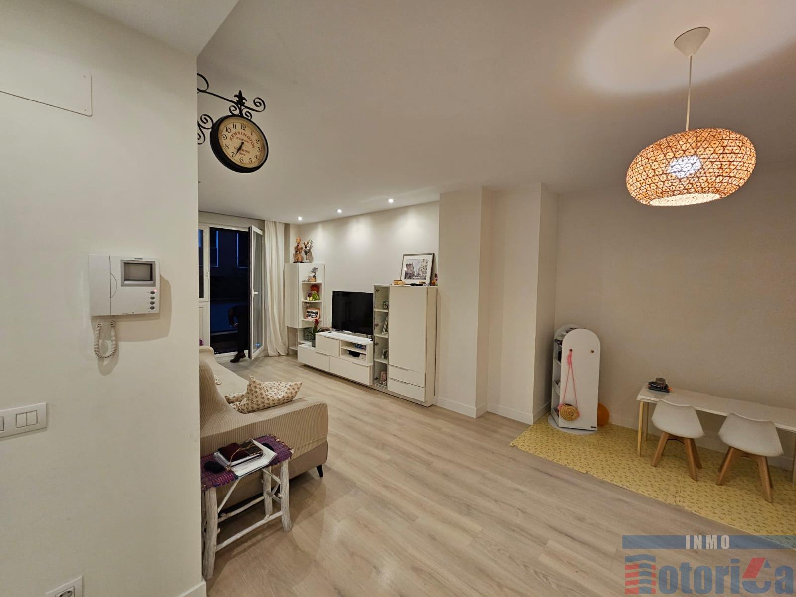 For sale of flat in Urduliz
