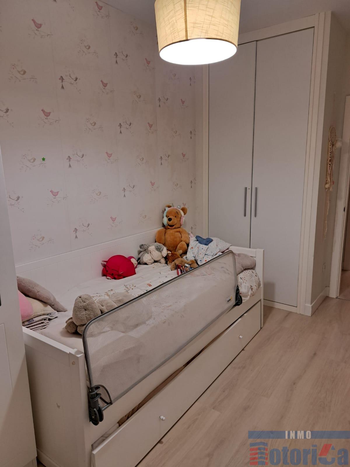 For sale of flat in Urduliz