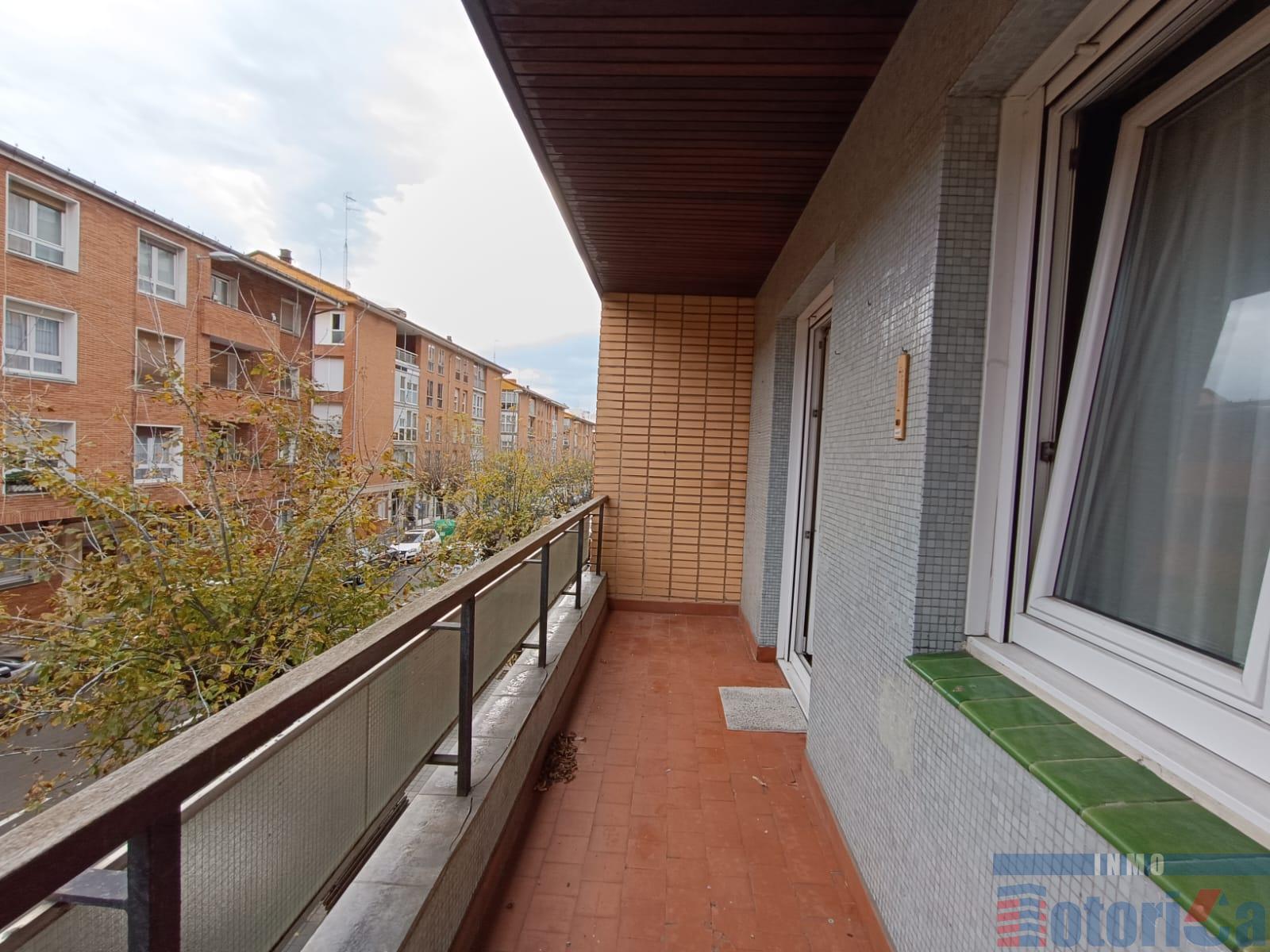 For sale of flat in Getxo