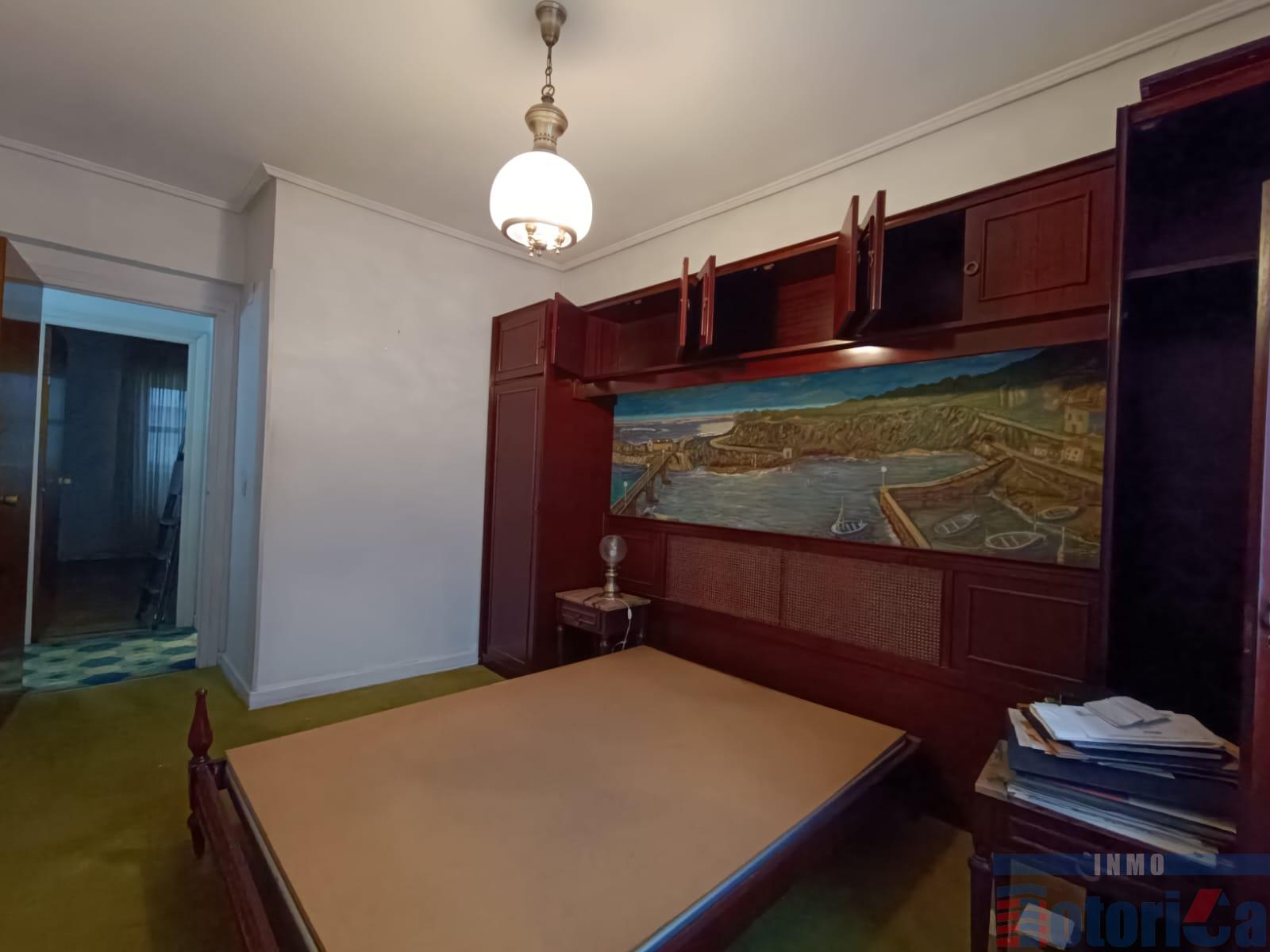 For sale of flat in Getxo