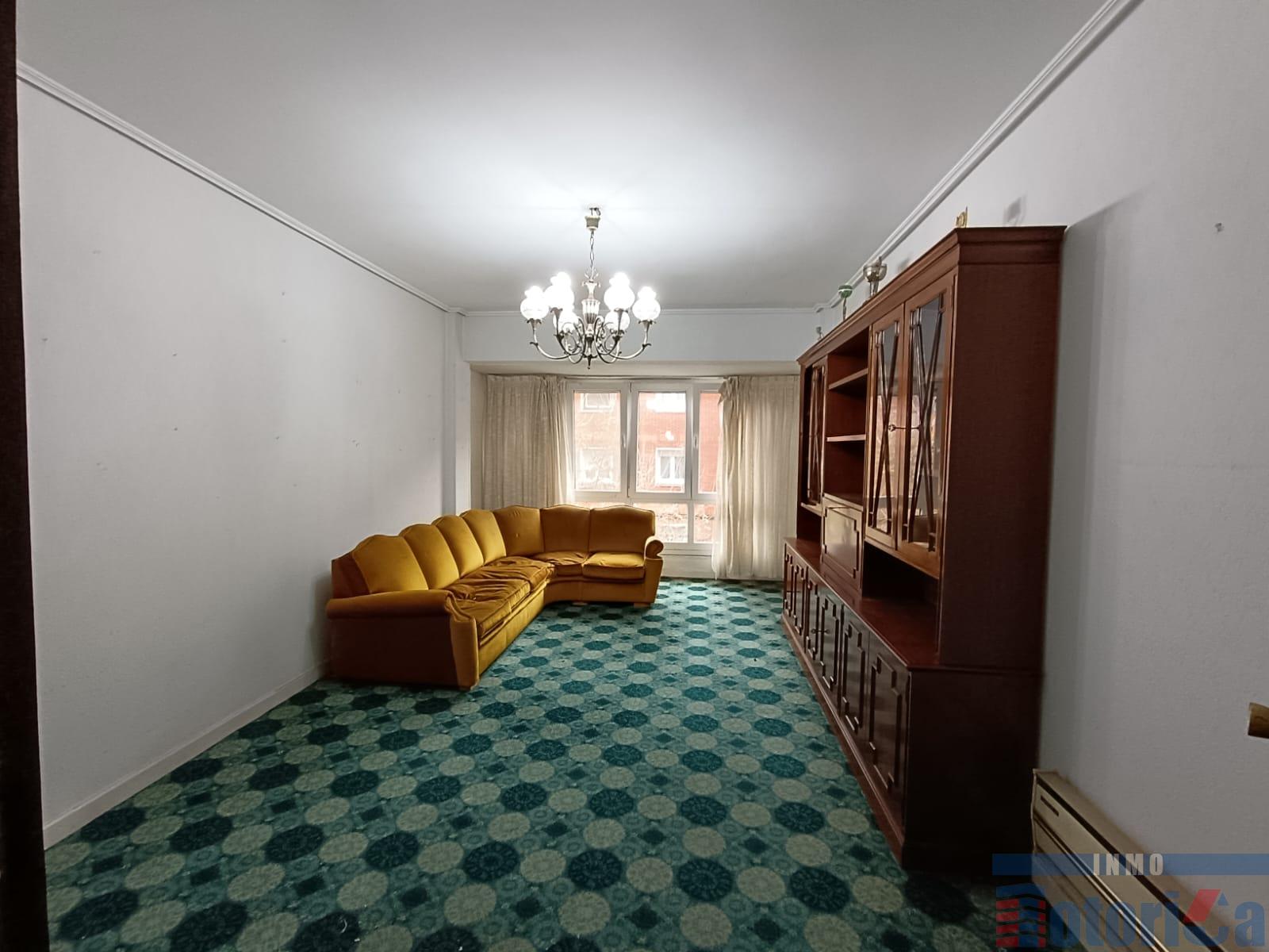 For sale of flat in Getxo