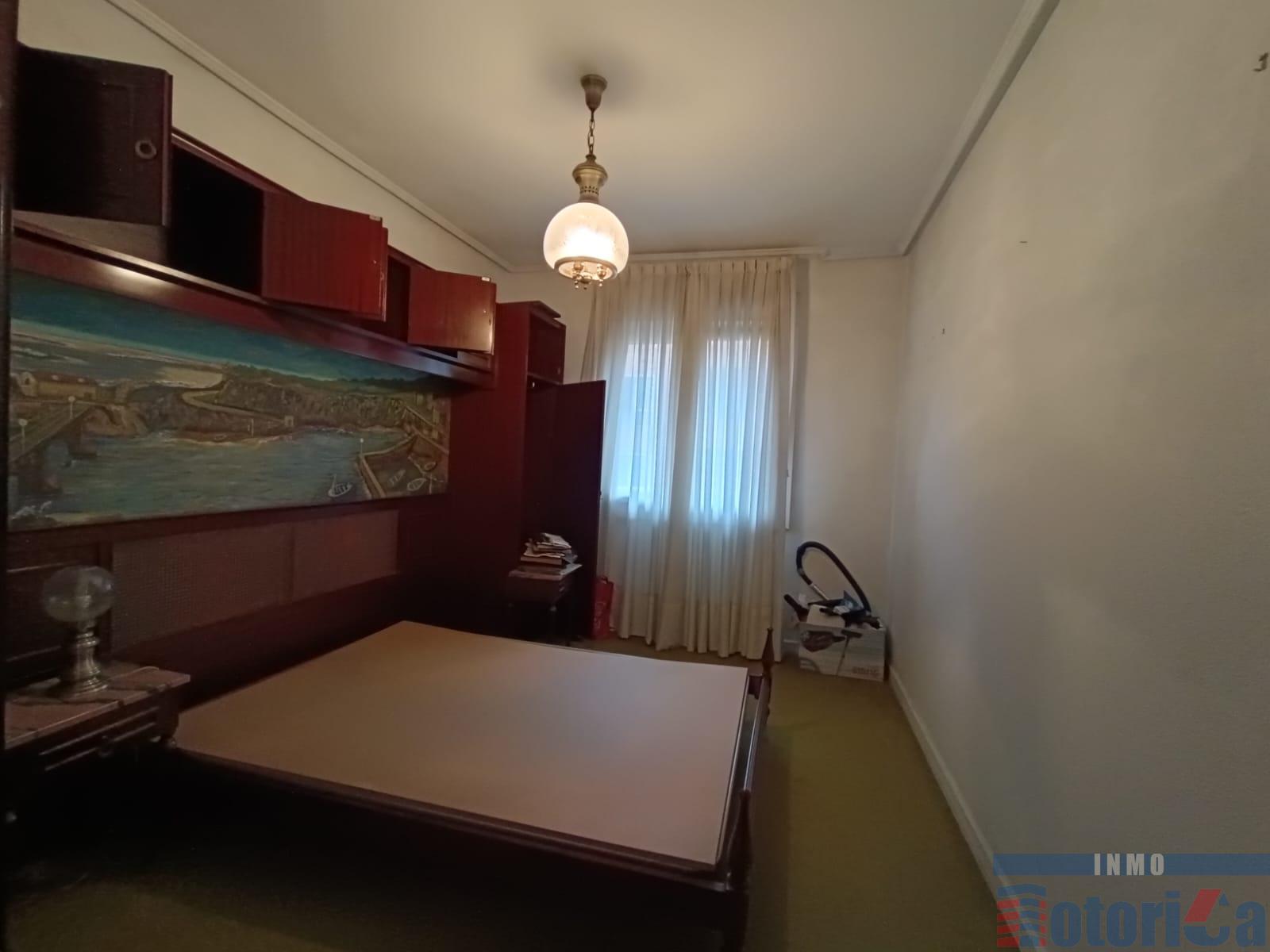 For sale of flat in Getxo
