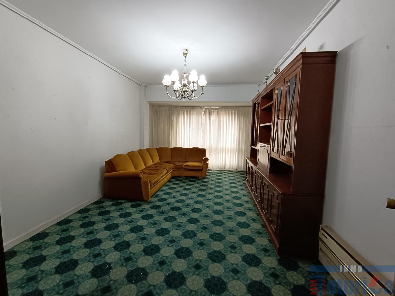 For sale of flat in Getxo