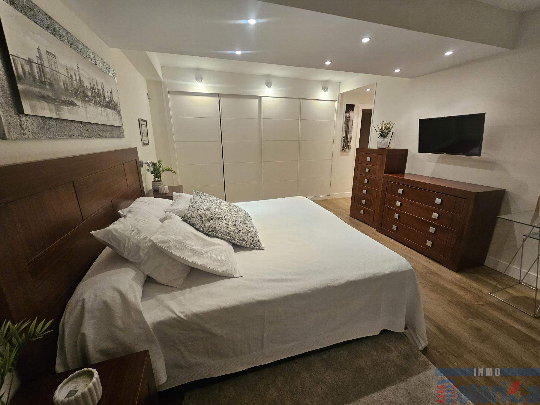 For sale of flat in Getxo