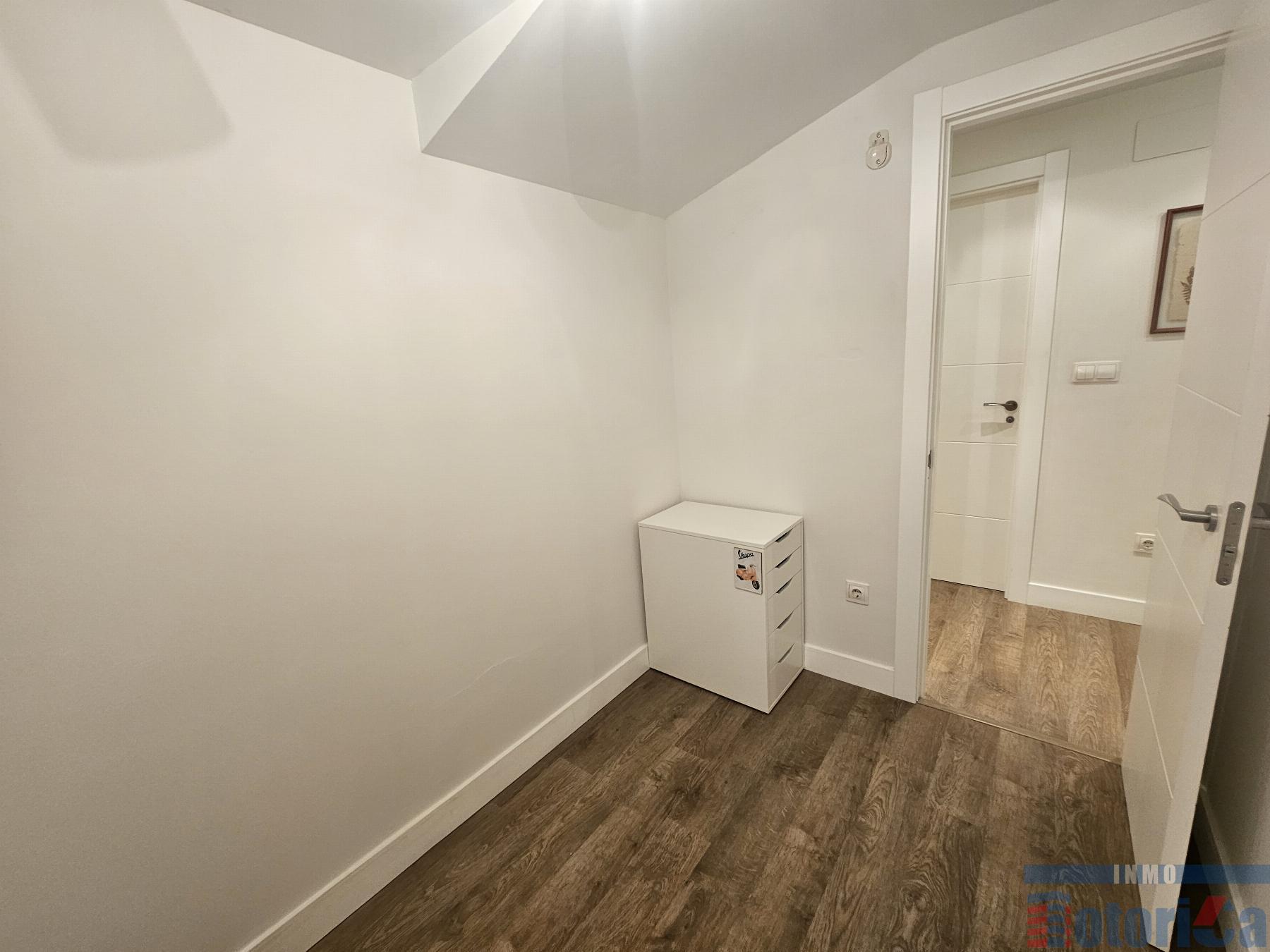 For sale of flat in Getxo