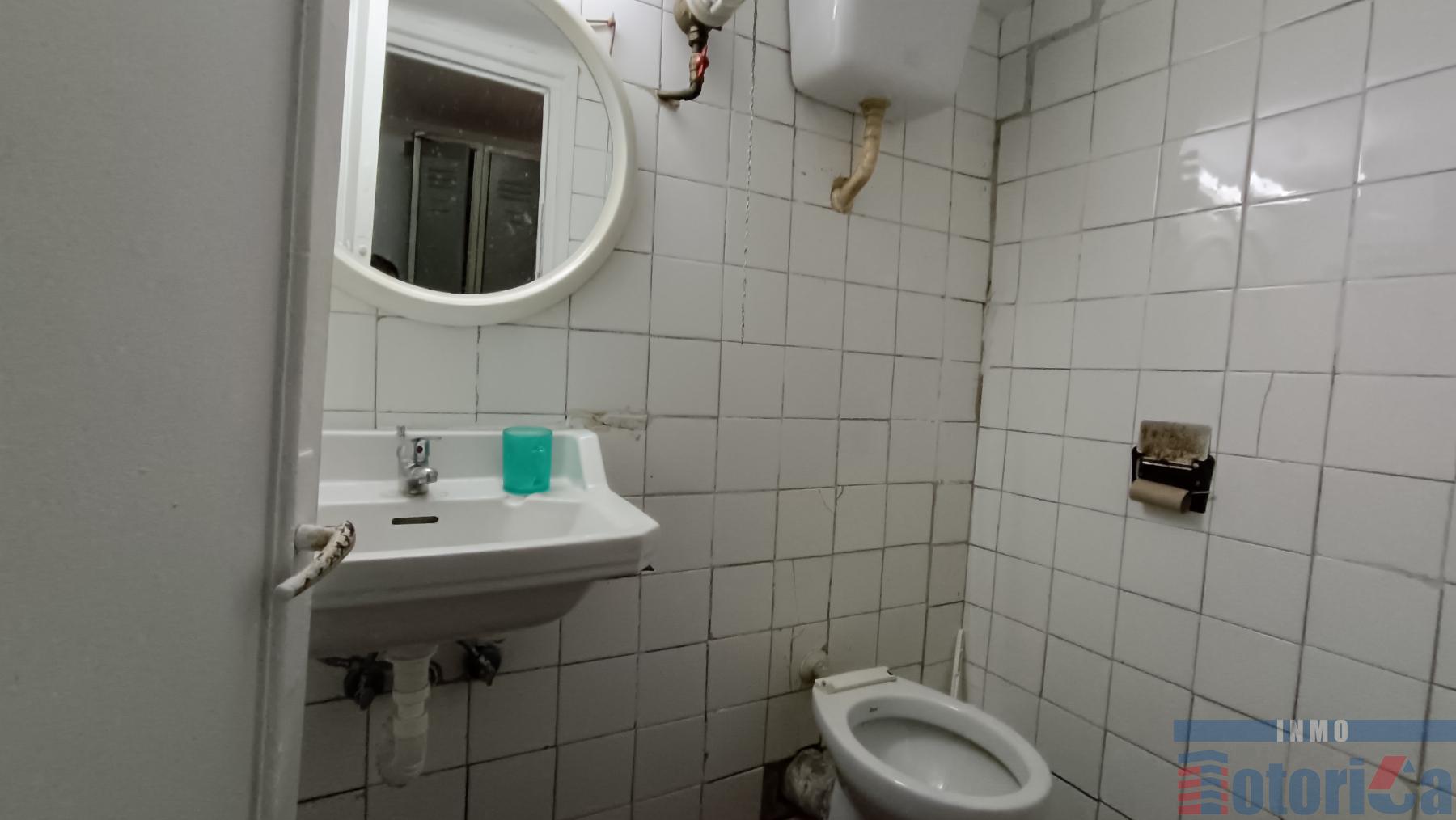 For sale of commercial in Bilbao