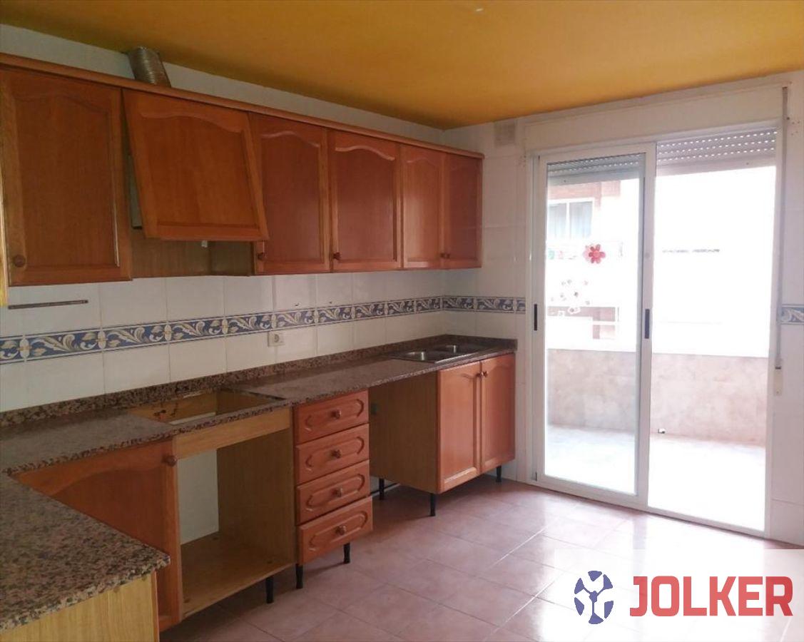 For sale of flat in Burriana