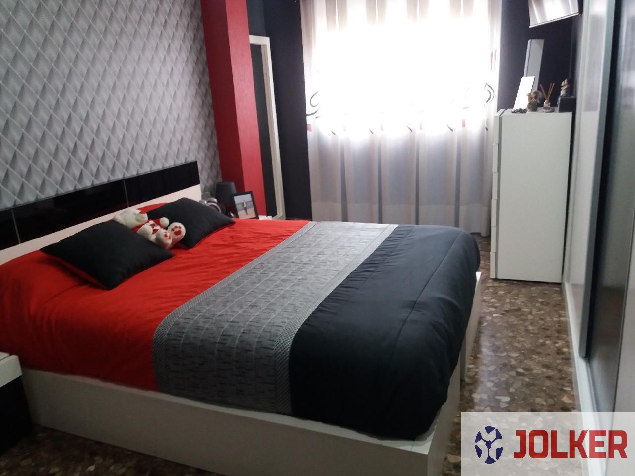 For sale of flat in Burriana