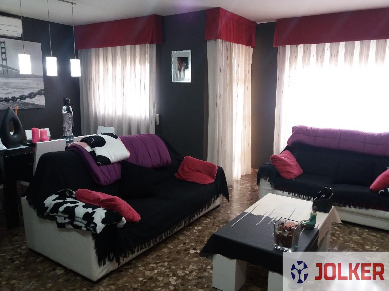 For sale of flat in Burriana