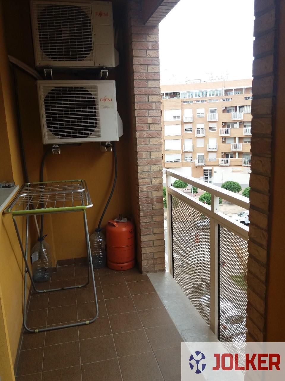 For sale of flat in Burriana