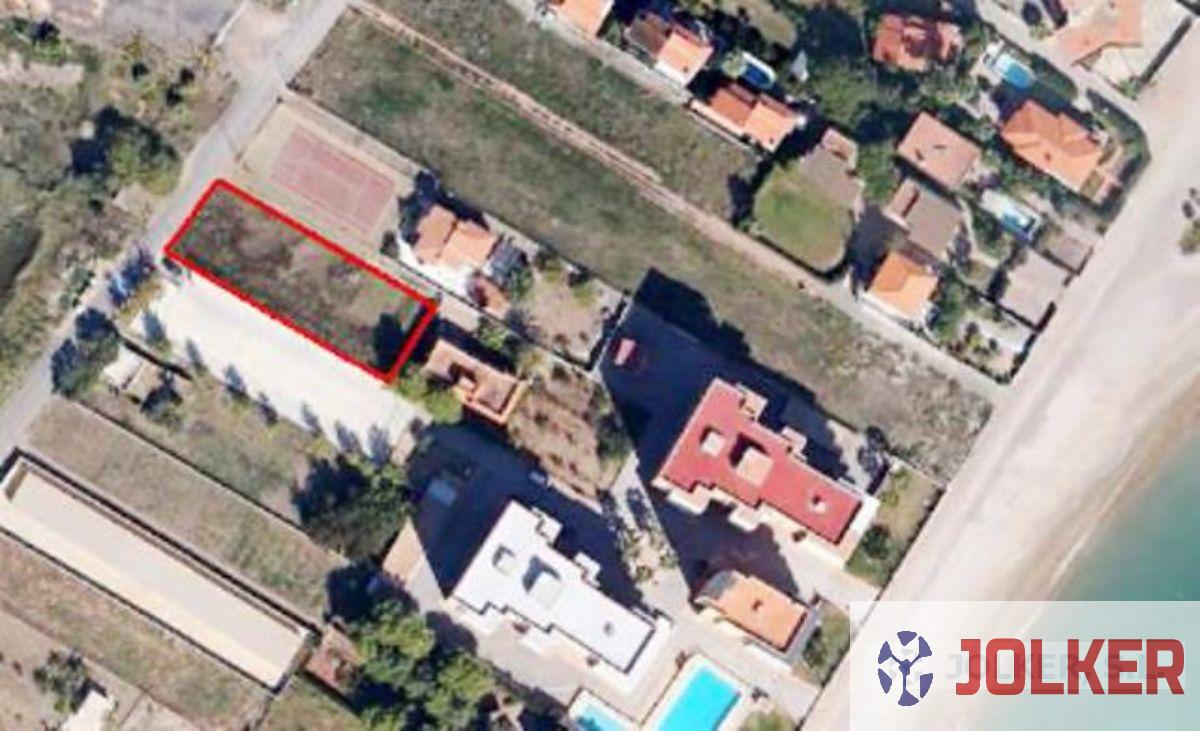 For sale of land in Burriana