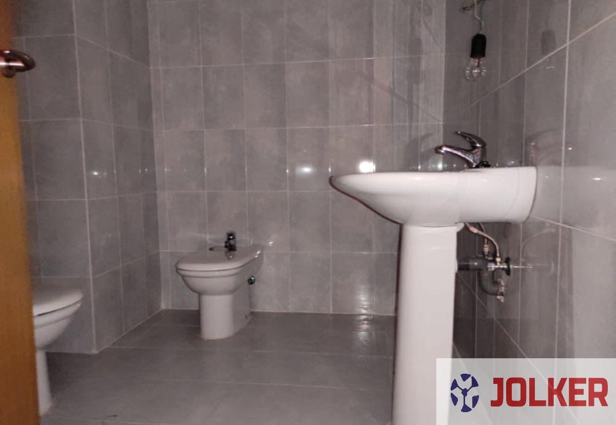For sale of flat in Almazora