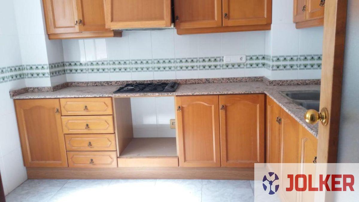 For sale of flat in Almazora