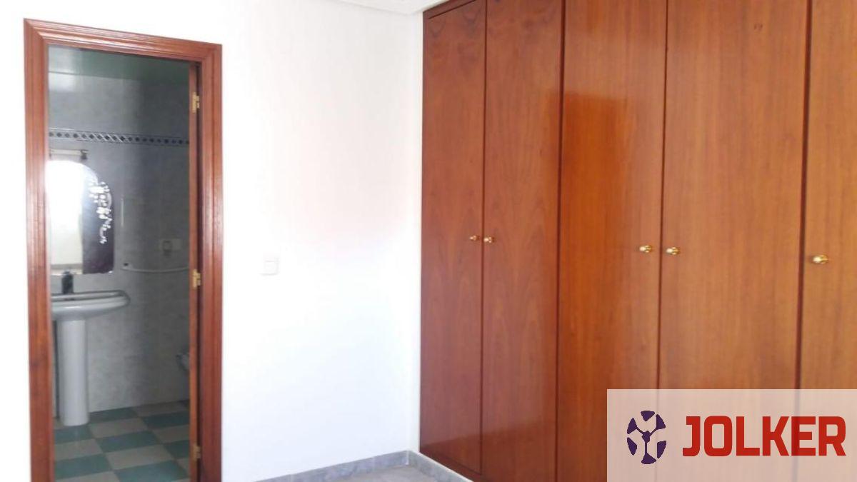 For sale of flat in Almazora