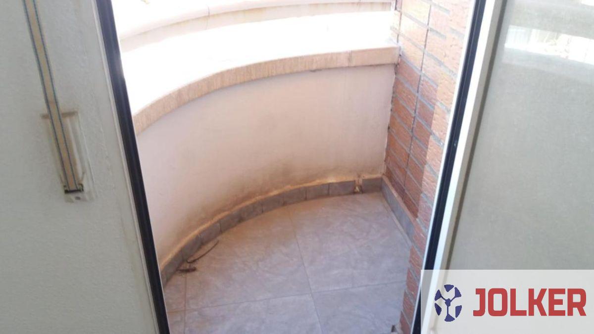 For sale of flat in Almazora