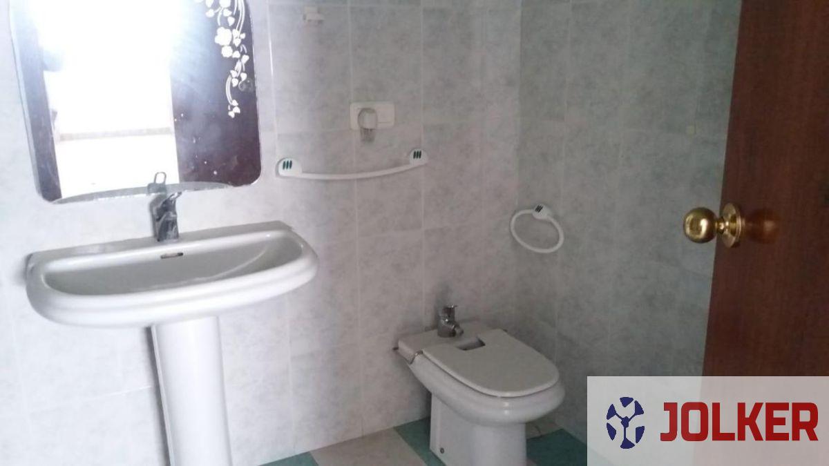 For sale of flat in Almazora