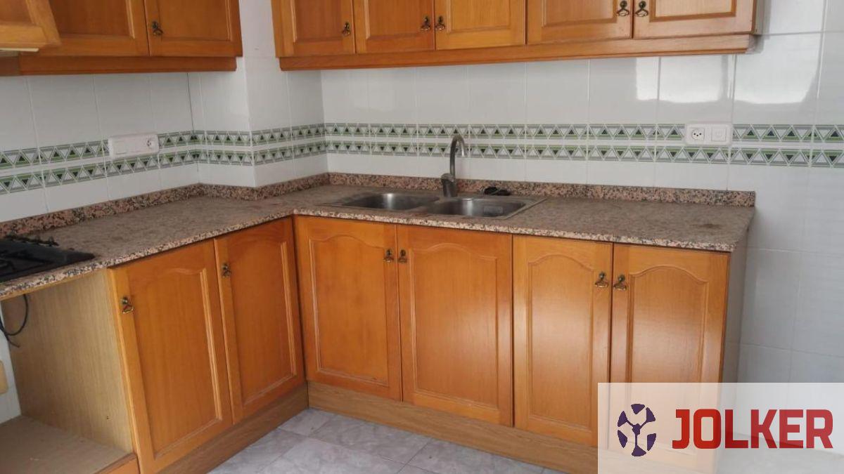 For sale of flat in Almazora