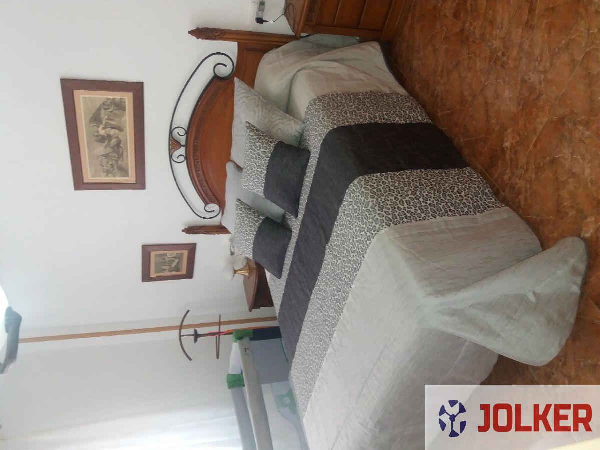 For sale of flat in Burriana