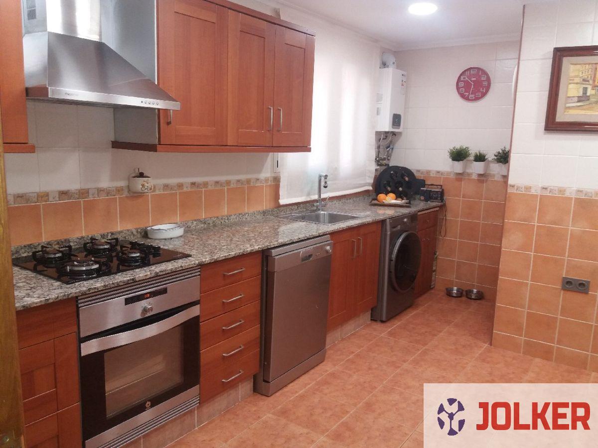 For sale of flat in Burriana