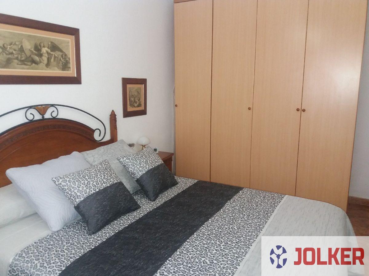 For sale of flat in Burriana
