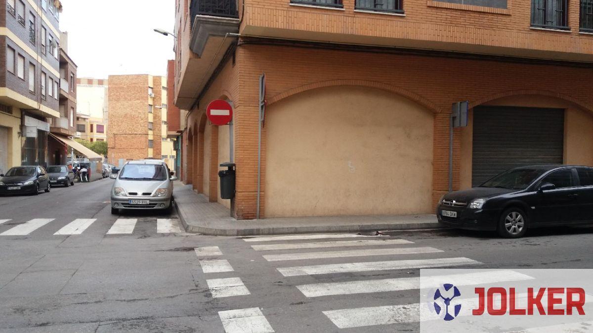 Venta de local comercial en Almazora