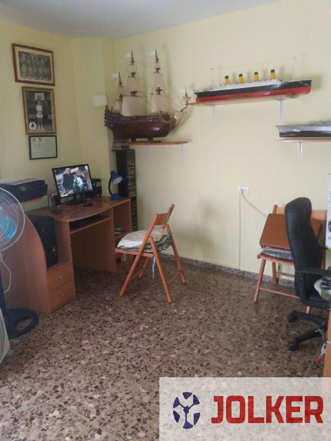 For sale of flat in Burriana