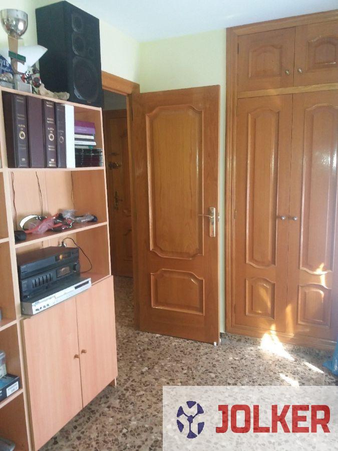 For sale of flat in Burriana