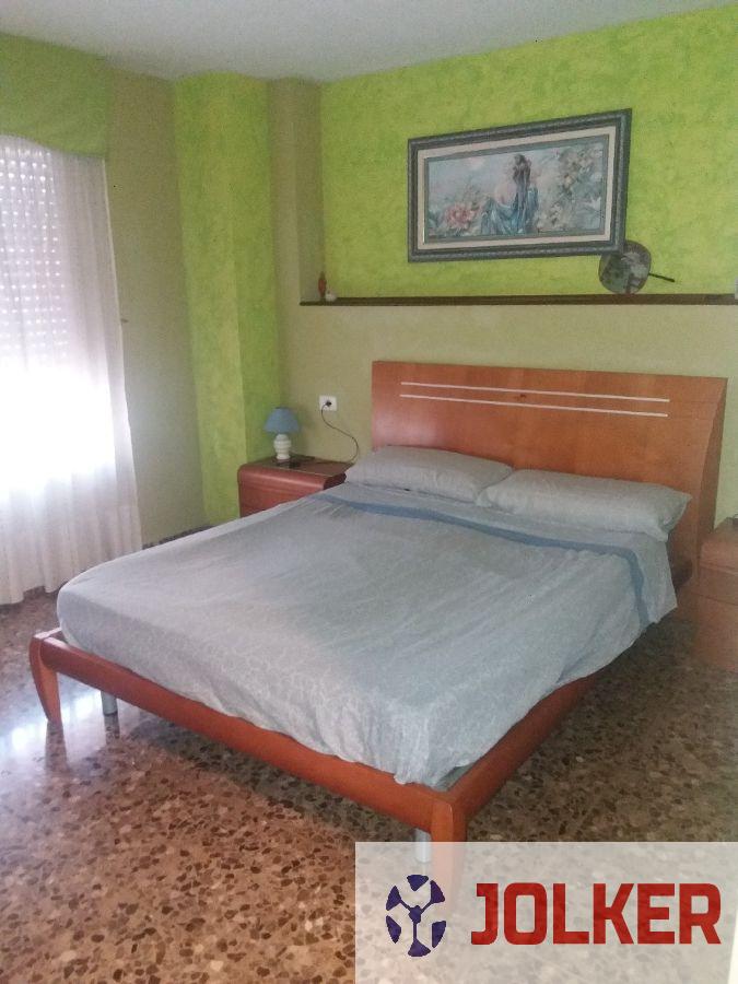 For sale of flat in Burriana