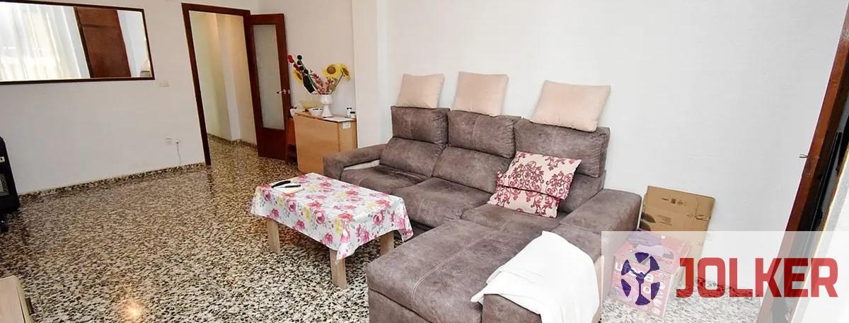 For sale of flat in Burriana