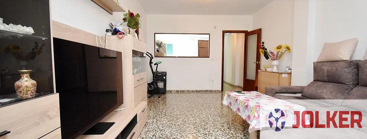 For sale of flat in Burriana