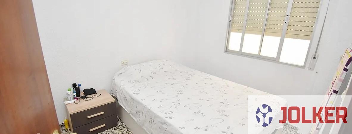 For sale of flat in Burriana