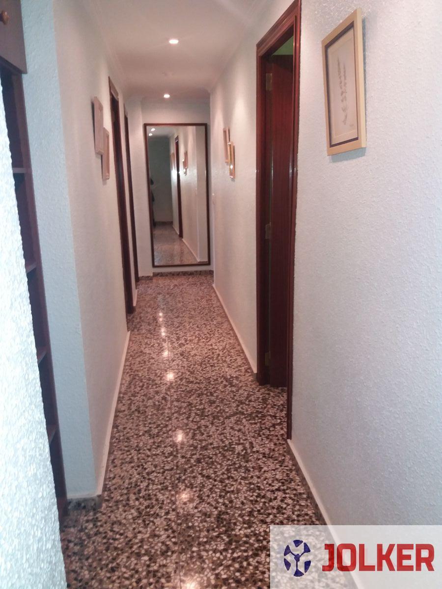 For sale of flat in Burriana