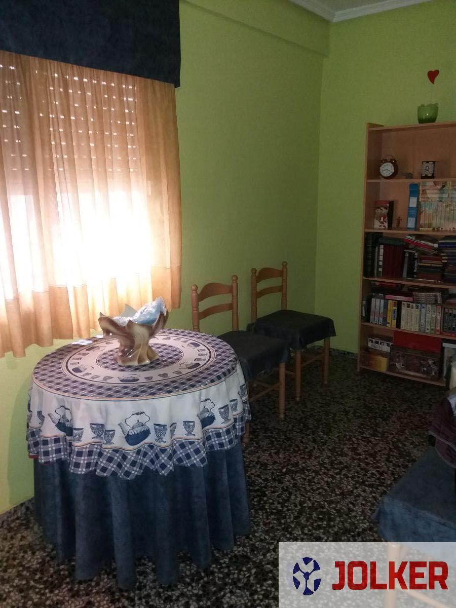 For sale of flat in Burriana