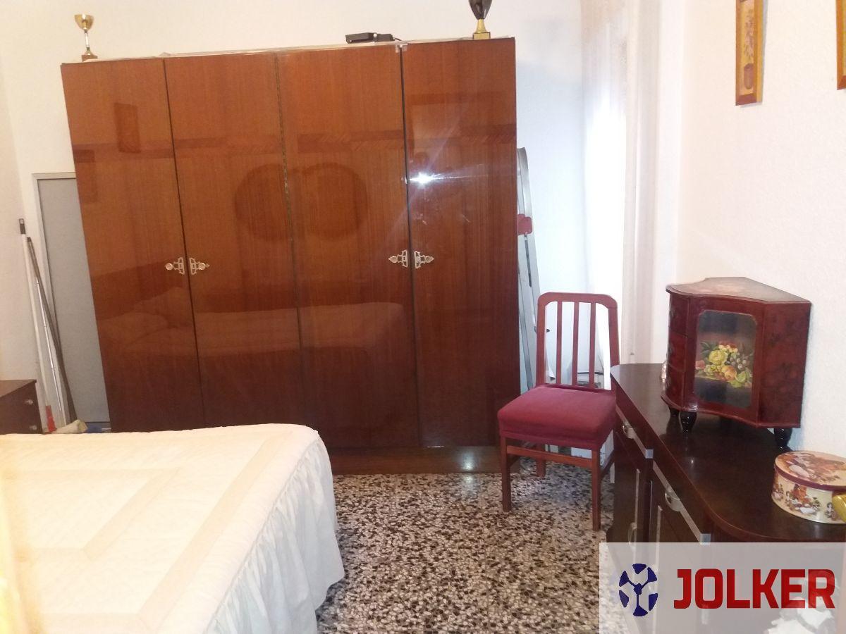 For sale of flat in Burriana