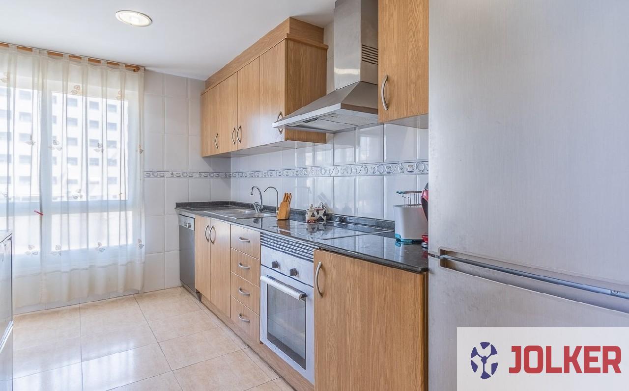 For sale of flat in Burriana