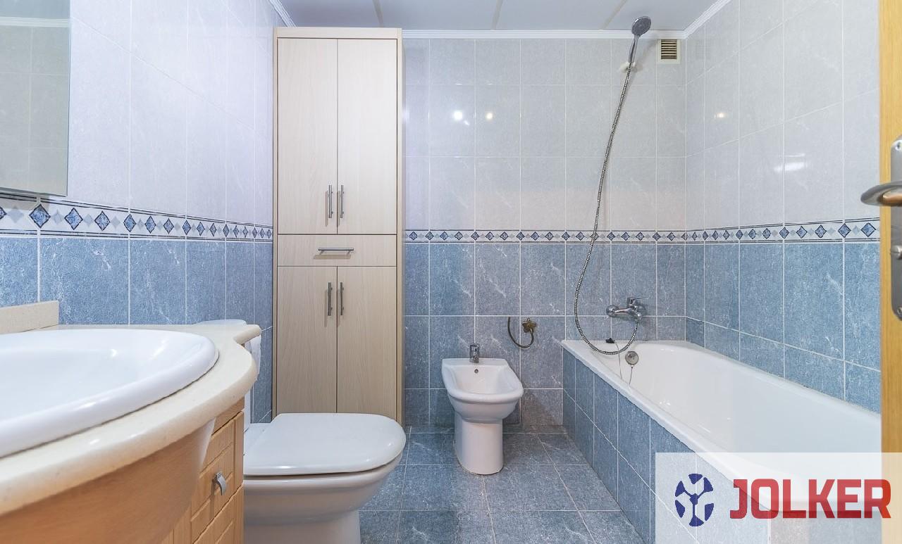 For sale of flat in Burriana