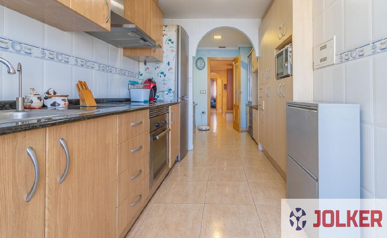 For sale of flat in Burriana
