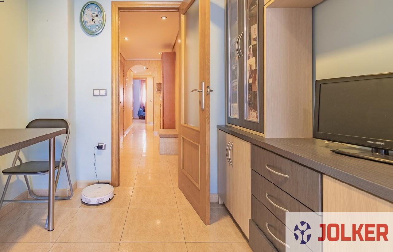 For sale of flat in Burriana