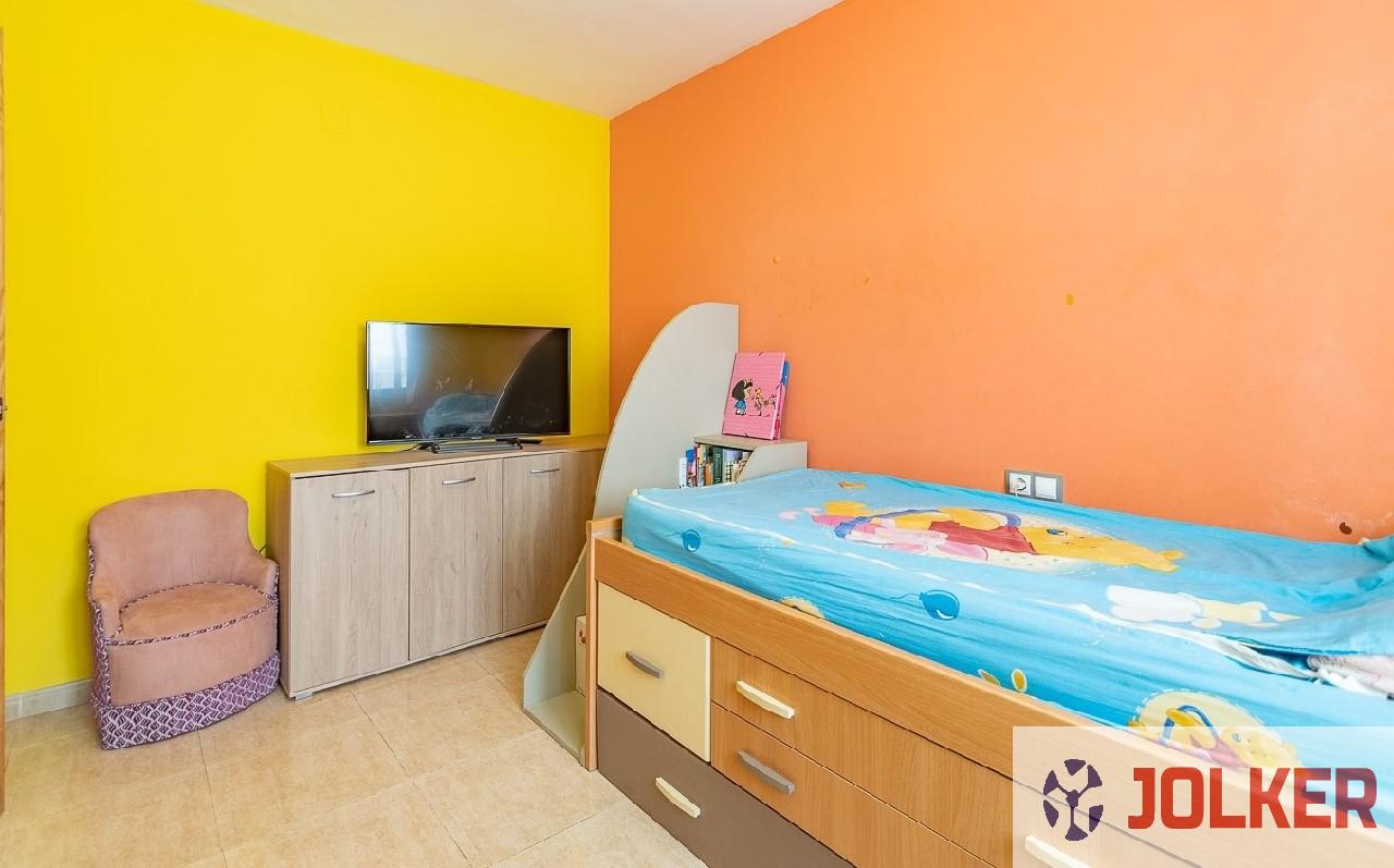 For sale of flat in Burriana