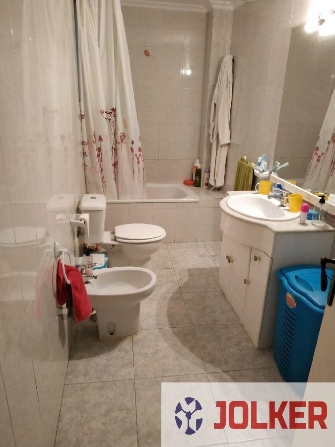 For sale of flat in Castellón