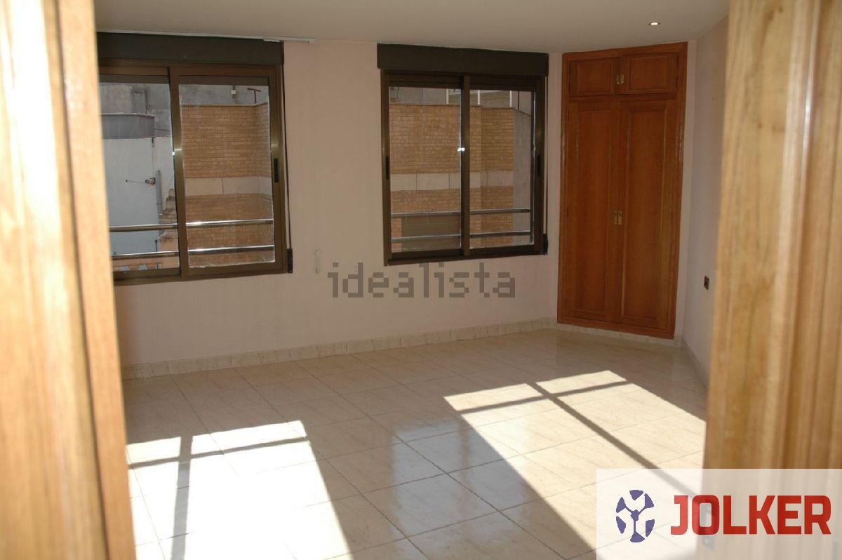For sale of flat in Burriana