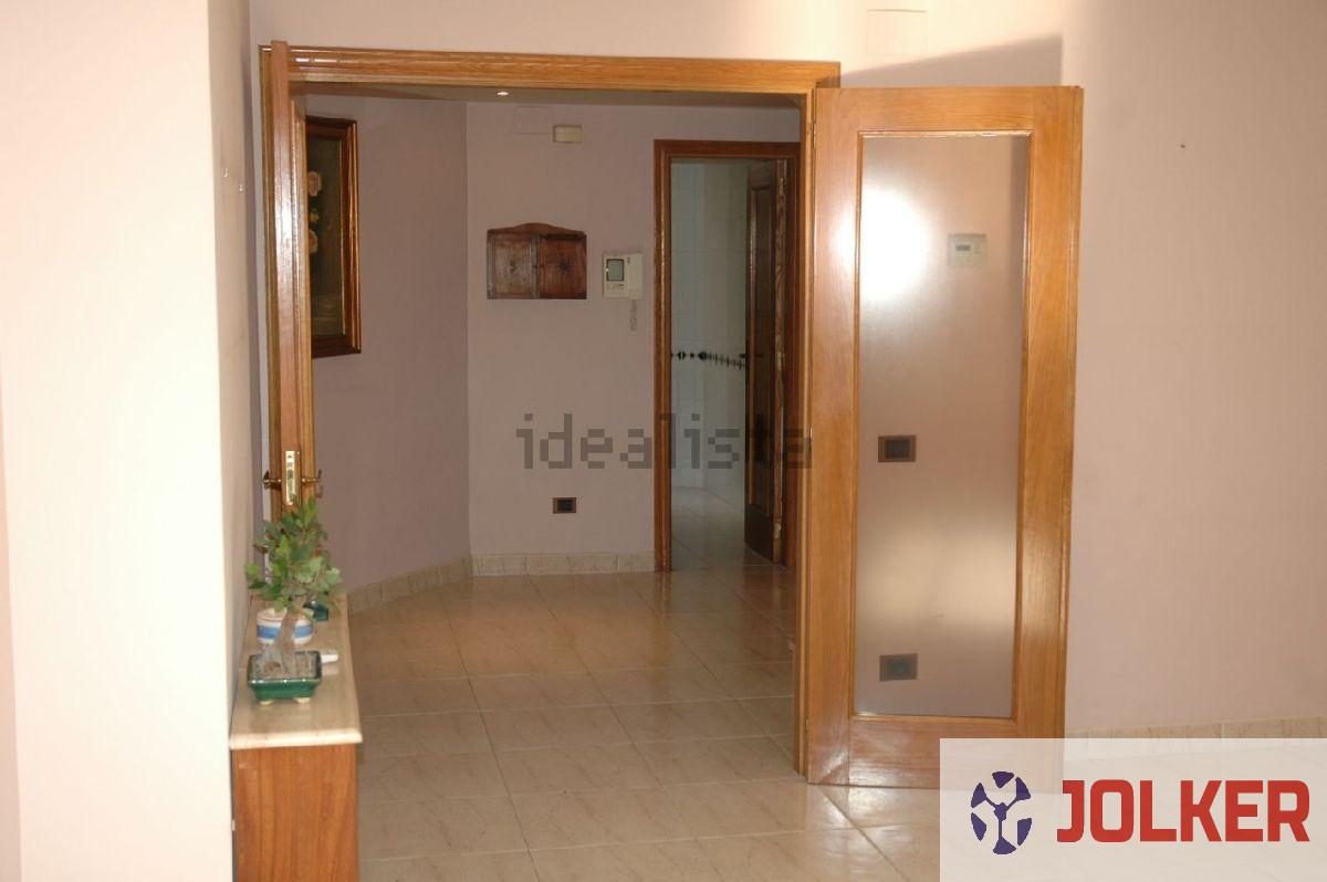 For sale of flat in Burriana