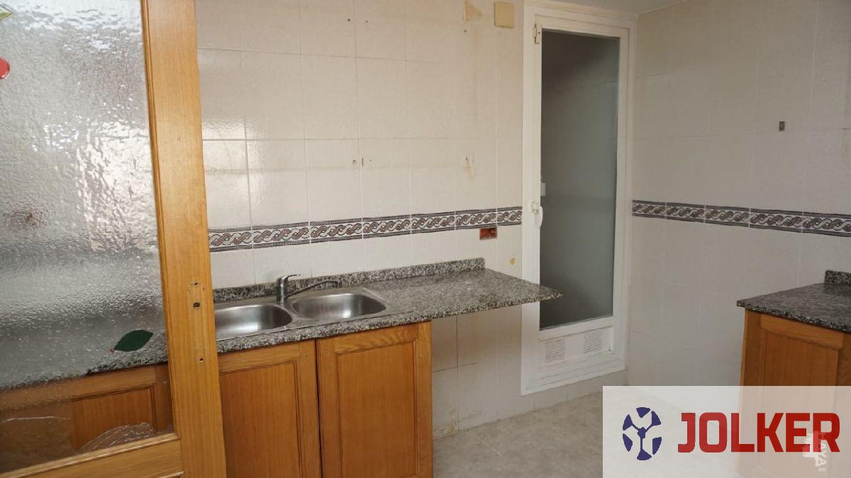For sale of flat in Burriana