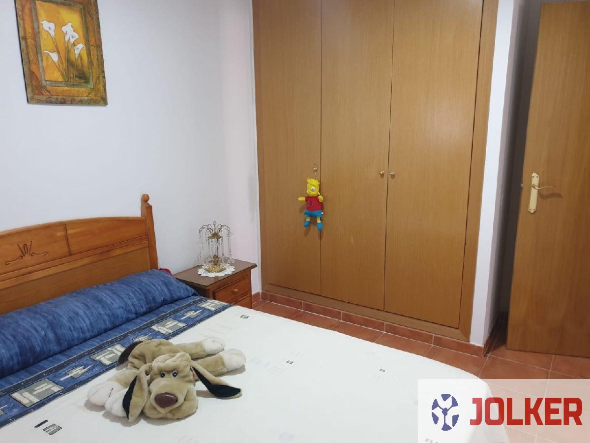 For sale of flat in Burriana