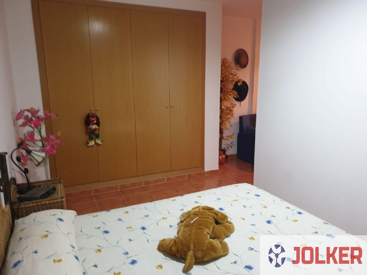 For sale of flat in Burriana