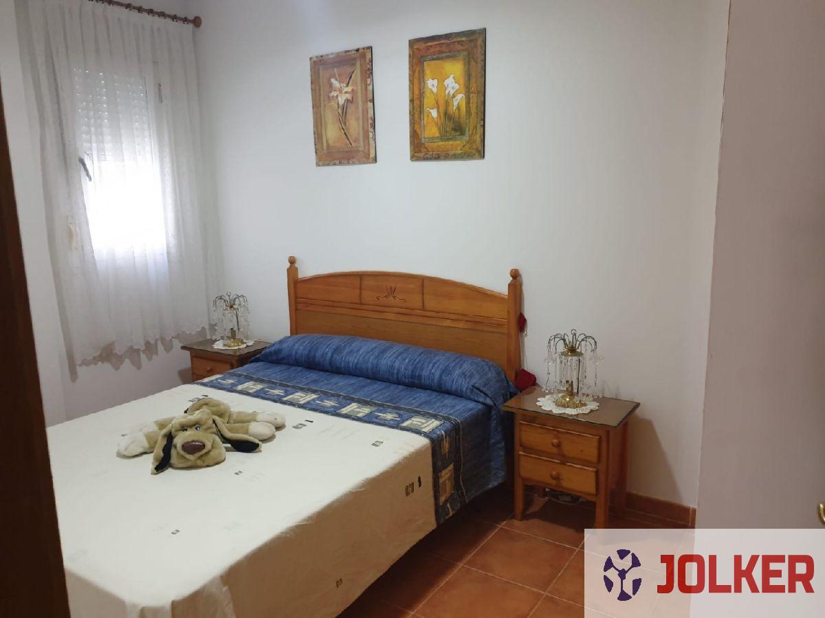 For sale of flat in Burriana