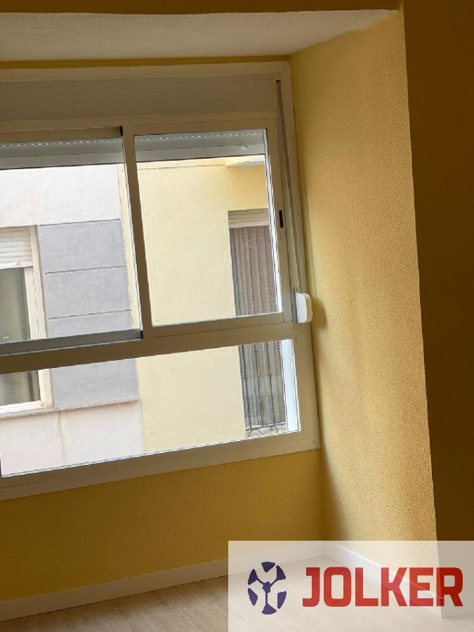 For sale of flat in Burriana