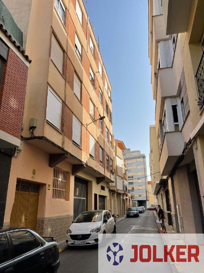 For sale of flat in Burriana