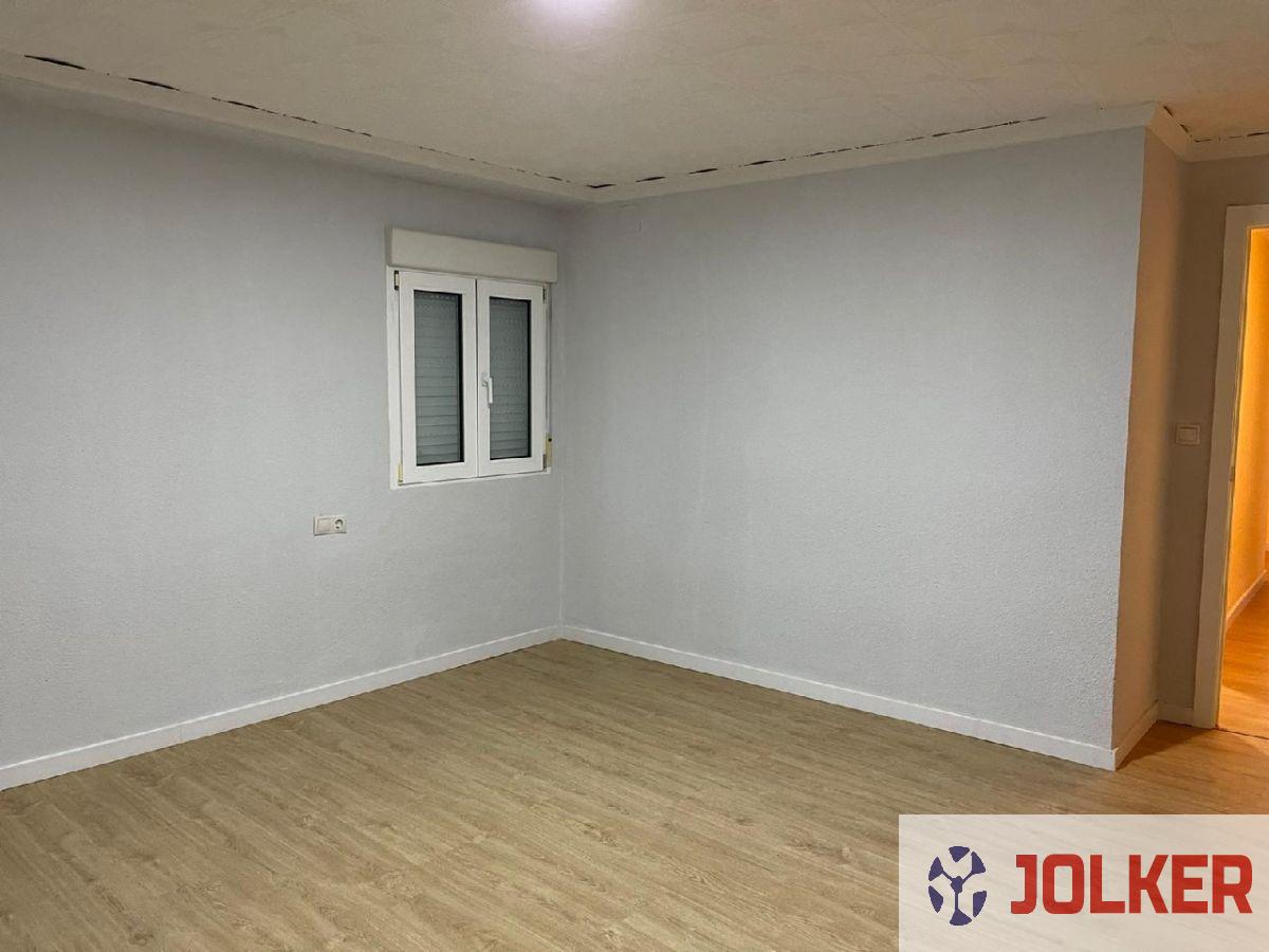 For sale of flat in Burriana